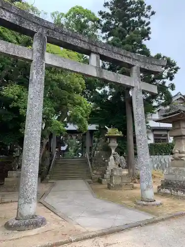 揖夜神社の鳥居