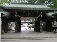 大宮八幡宮の山門・神門
