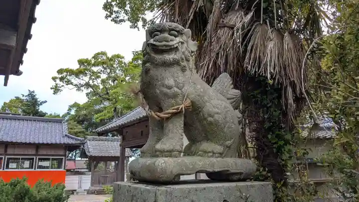 岩崎神社の狛犬