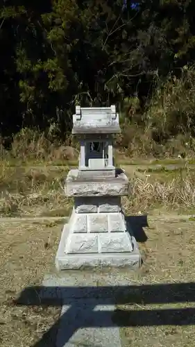 神社(名称不明)の本殿