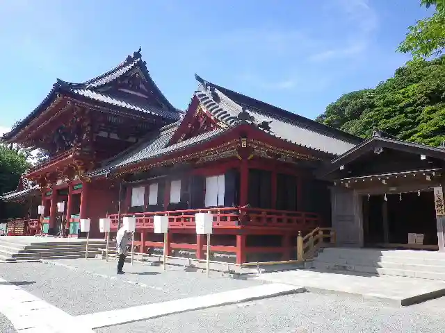 鶴岡八幡宮の山門・神門