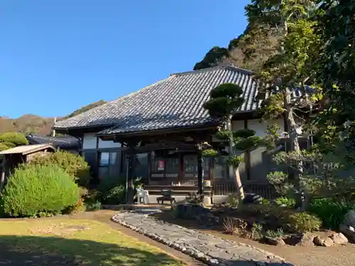 福満寺の本殿・本堂
