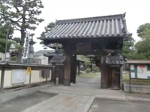 光照院の山門・神門