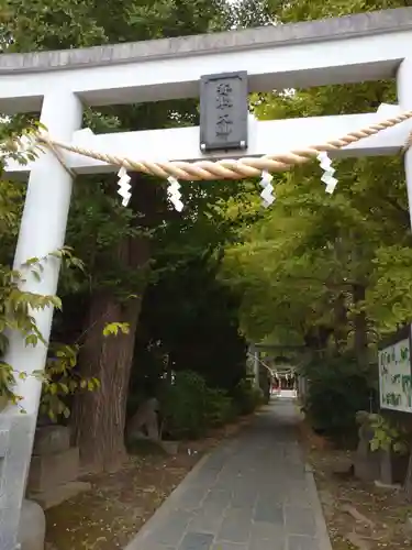 越谷香取神社の鳥居