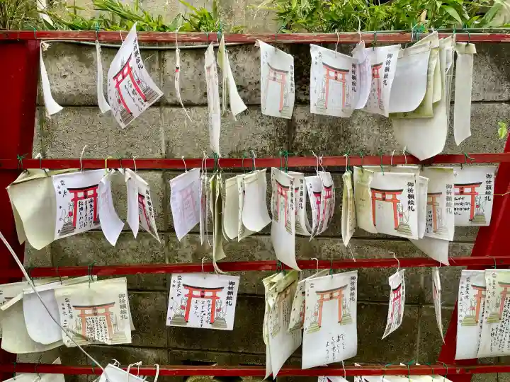 稲荷大明神の{uncategorized: "未分類", other: "その他", undefined: "問題あり", building: "その他建物", grave: "お墓", sacred_gate: "鳥居", guardian: "狛犬", statue: "像", buddha: "仏像", history: "歴史", nature: "自然", garden: "庭園", animal: "動物", pagoda: "塔", temizu: "手水舎", mountain_gate: "山門・神門", sanctuary: "本殿・本堂", subordinate: "末社・摂社", art: "芸術", scenery: "景色", jizo: "地蔵", ema: "絵馬", goshuin: "御朱印", omikuji: "おみくじ", items: "授与品その他", amulet: "お守り", goshuincho: "御朱印帳", eats: "食事", festival: "お祭り", votive_dance: "神楽", shichigosan: "七五三参", wedding: "結婚式", experience: "体験その他", initially: "初詣", around: "周辺", anti_infection: "感染症対策"}