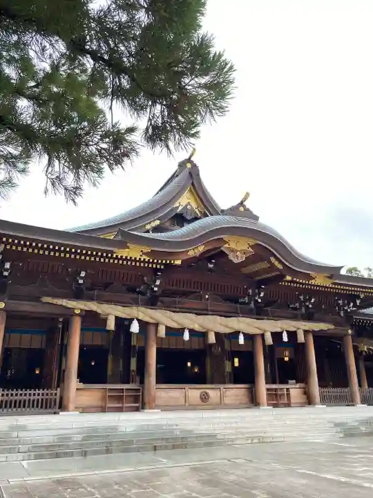 寒川神社の本殿・本堂