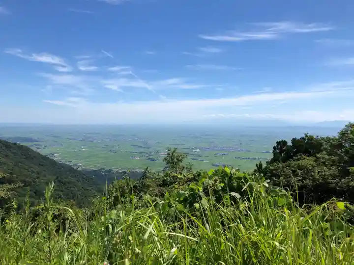 彌彦神社奥宮(御神廟)(新潟県)