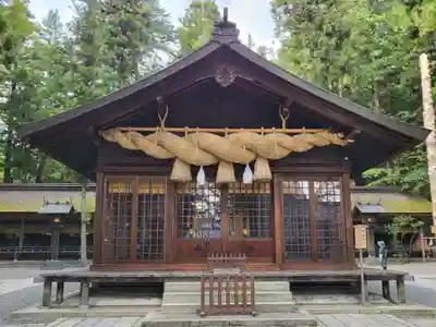 諏訪大社下社春宮(長野県)