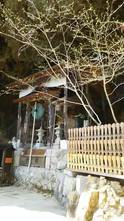 徳善院明王密寺の末社・摂社