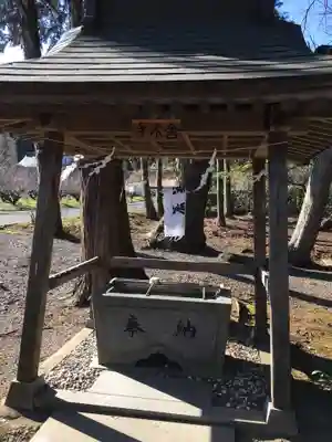 羽梨山神社の手水舎