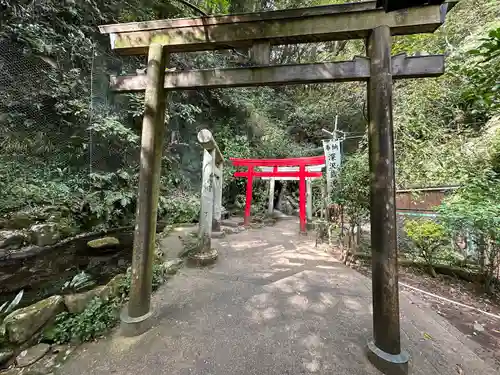 深澤銭洗弁財天(神奈川県)