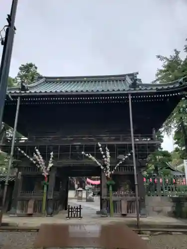 妙法寺の山門