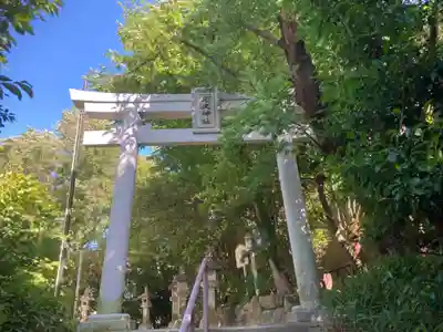 越木岩神社の鳥居