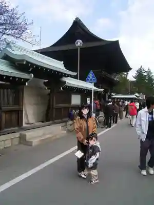 尾張大國霊神社(国府宮)の山門・神門