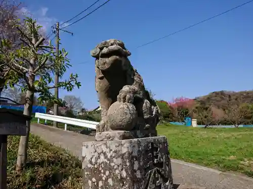 七沢神社の狛犬