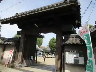 感田神社の山門・神門