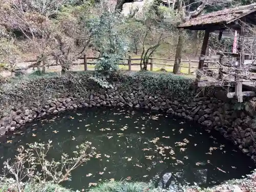 唐澤山神社の庭園