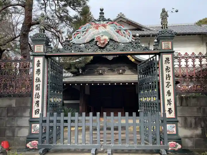 妙法寺の山門・神門