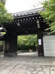 龍安寺の山門