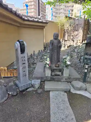 大圓寺の{uncategorized: "未分類", other: "その他", undefined: "問題あり", building: "その他建物", grave: "お墓", sacred_gate: "鳥居", guardian: "狛犬", statue: "像", buddha: "仏像", history: "歴史", nature: "自然", garden: "庭園", animal: "動物", pagoda: "塔", temizu: "手水舎", mountain_gate: "山門・神門", sanctuary: "本殿・本堂", subordinate: "末社・摂社", art: "芸術", scenery: "景色", jizo: "地蔵", ema: "絵馬", goshuin: "御朱印", omikuji: "おみくじ", items: "授与品その他", amulet: "お守り", goshuincho: "御朱印帳", eats: "食事", festival: "お祭り", votive_dance: "神楽", shichigosan: "七五三参", wedding: "結婚式", experience: "体験その他", initially: "初詣", around: "周辺", anti_infection: "感染症対策"}