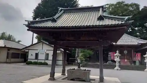 照明寺　(反町薬師尊)の手水舎