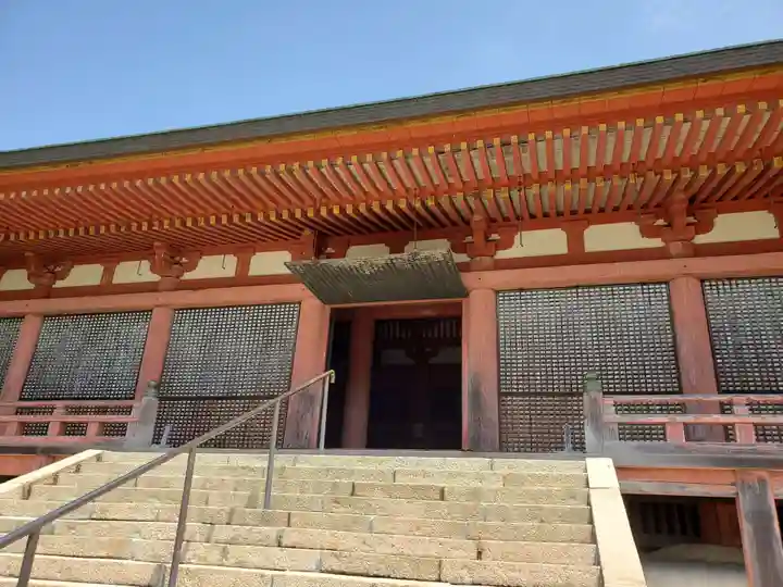 太山寺の本殿・本堂