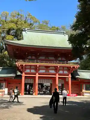 武蔵一宮氷川神社の山門・神門