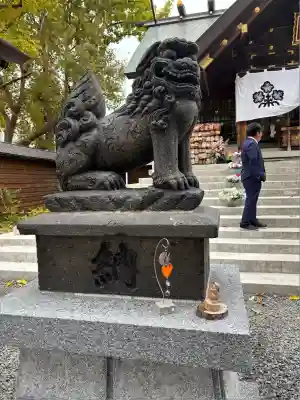 札幌諏訪神社の狛犬