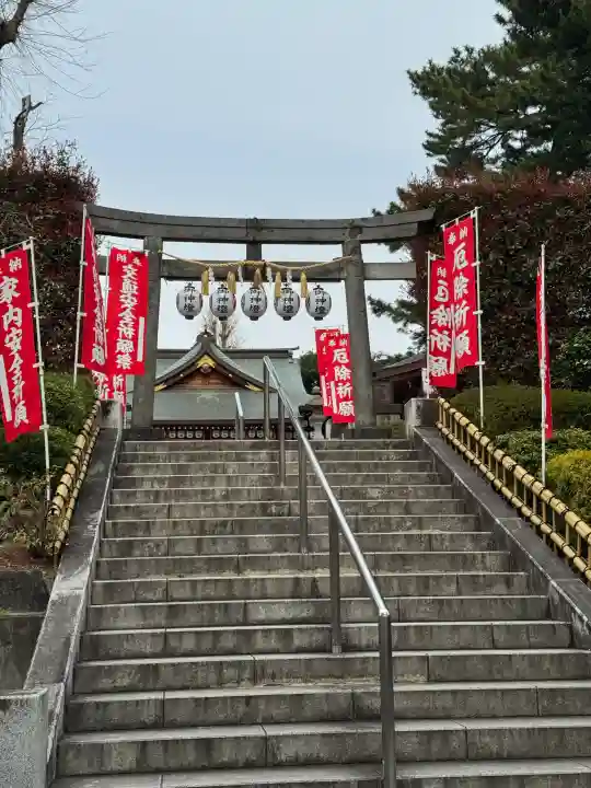 中野沼袋氷川神社の{uncategorized: "未分類", other: "その他", undefined: "問題あり", building: "その他建物", grave: "お墓", sacred_gate: "鳥居", guardian: "狛犬", statue: "像", buddha: "仏像", history: "歴史", nature: "自然", garden: "庭園", animal: "動物", pagoda: "塔", temizu: "手水舎", mountain_gate: "山門・神門", sanctuary: "本殿・本堂", subordinate: "末社・摂社", art: "芸術", scenery: "景色", jizo: "地蔵", ema: "絵馬", goshuin: "御朱印", omikuji: "おみくじ", items: "授与品その他", amulet: "お守り", goshuincho: "御朱印帳", eats: "食事", festival: "お祭り", votive_dance: "神楽", shichigosan: "七五三参", wedding: "結婚式", experience: "体験その他", initially: "初詣", around: "周辺", anti_infection: "感染症対策"}