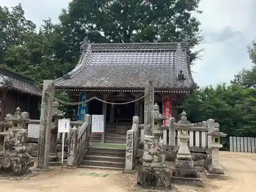 縣主神社の本殿