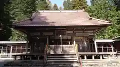 高尾穂見神社の本殿