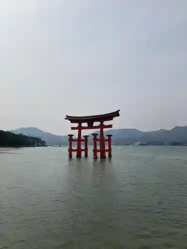 厳島神社(広島県)