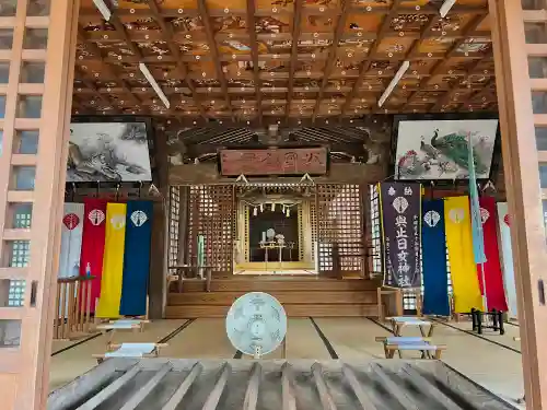 與止日女神社の本殿