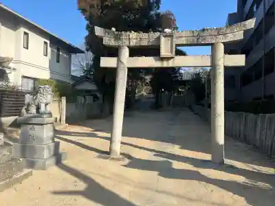 尾針神社の{uncategorized: "未分類", other: "その他", undefined: "問題あり", building: "その他建物", grave: "お墓", sacred_gate: "鳥居", guardian: "狛犬", statue: "像", buddha: "仏像", history: "歴史", nature: "自然", garden: "庭園", animal: "動物", pagoda: "塔", temizu: "手水舎", mountain_gate: "山門・神門", sanctuary: "本殿・本堂", subordinate: "末社・摂社", art: "芸術", scenery: "景色", jizo: "地蔵", ema: "絵馬", goshuin: "御朱印", omikuji: "おみくじ", items: "授与品その他", amulet: "お守り", goshuincho: "御朱印帳", eats: "食事", festival: "お祭り", votive_dance: "神楽", shichigosan: "七五三参", wedding: "結婚式", experience: "体験その他", initially: "初詣", around: "周辺", anti_infection: "感染症対策"}