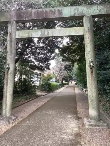 天道宮神明社（前原）の鳥居