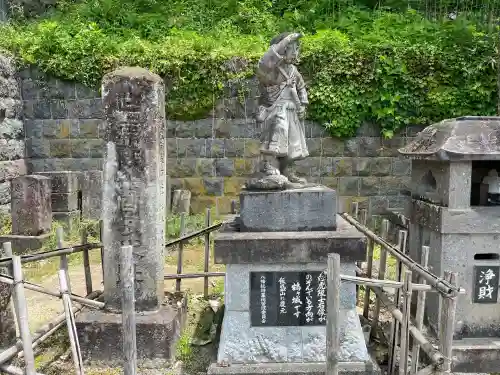 北向稲荷大明神（飯盛山）(福島県)