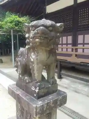 白鳥神社の狛犬
