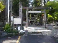 鳴谷神社の鳥居