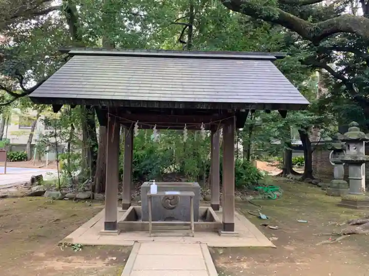 赤坂氷川神社の手水舎