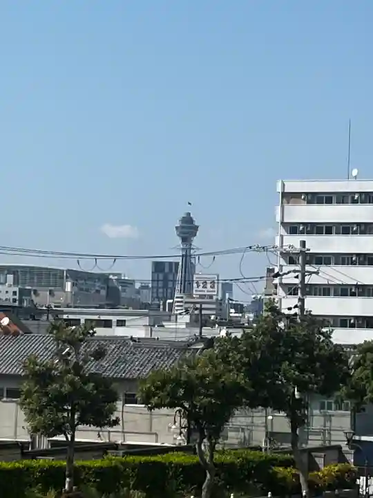 銀龍大神の{uncategorized: "未分類", other: "その他", undefined: "問題あり", building: "その他建物", grave: "お墓", sacred_gate: "鳥居", guardian: "狛犬", statue: "像", buddha: "仏像", history: "歴史", nature: "自然", garden: "庭園", animal: "動物", pagoda: "塔", temizu: "手水舎", mountain_gate: "山門・神門", sanctuary: "本殿・本堂", subordinate: "末社・摂社", art: "芸術", scenery: "景色", jizo: "地蔵", ema: "絵馬", goshuin: "御朱印", omikuji: "おみくじ", items: "授与品その他", amulet: "お守り", goshuincho: "御朱印帳", eats: "食事", festival: "お祭り", votive_dance: "神楽", shichigosan: "七五三参", wedding: "結婚式", experience: "体験その他", initially: "初詣", around: "周辺", anti_infection: "感染症対策"}