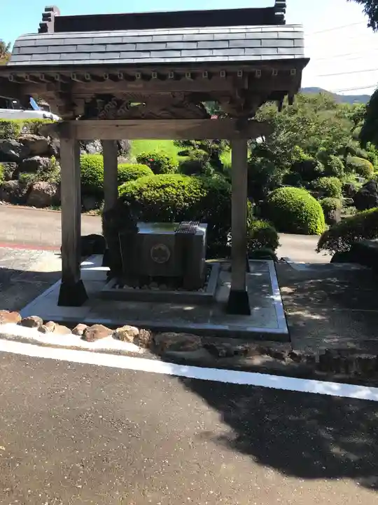 雲祥寺の手水舎