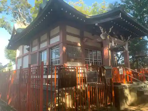 青渭神社の本殿・本堂