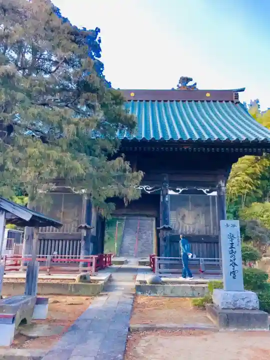 不動院(東光寺)の山門・神門