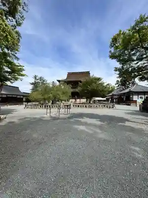 金峯山寺の本殿・本堂