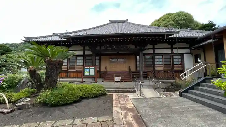 寿覚院光照寺の本殿・本堂