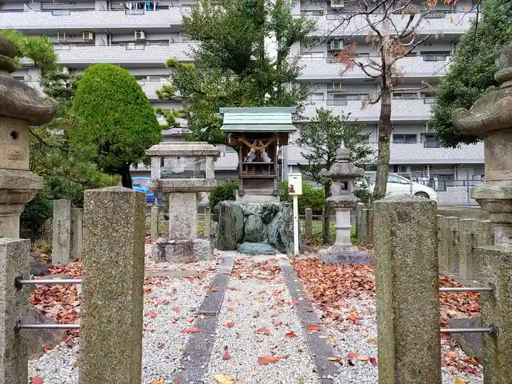 十二所社の末社・摂社