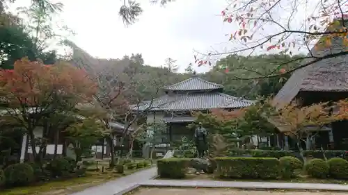 円通寺の本殿