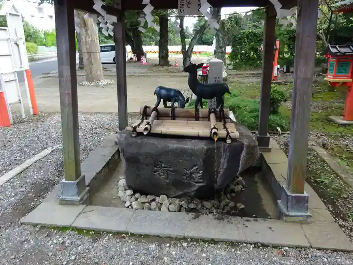 相州春日神社の手水舎