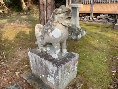 八幡神社の狛犬