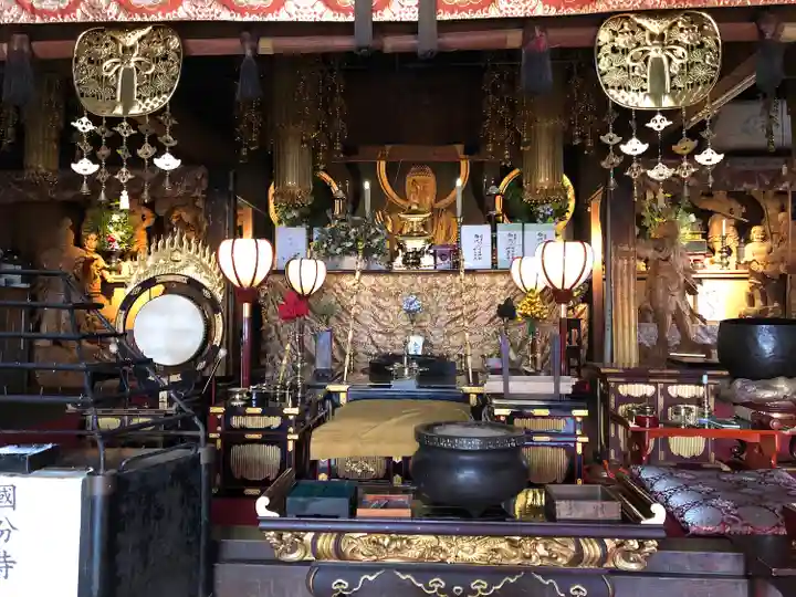 美濃國分寺の本殿・本堂